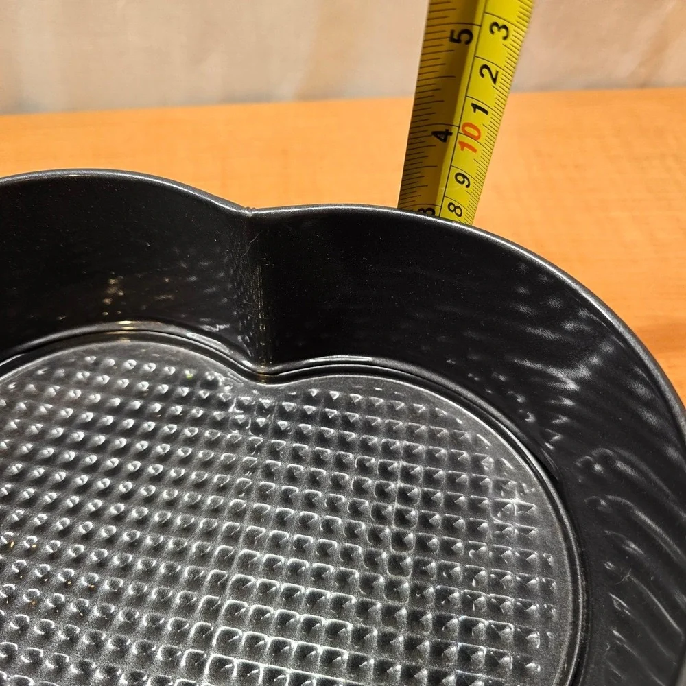 Tin Non-Stick Spring Form Loose 9